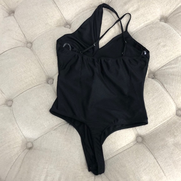 Fashion Nova Nobody Else Black Bodysuit NWT Size M - Picture 9 of 9